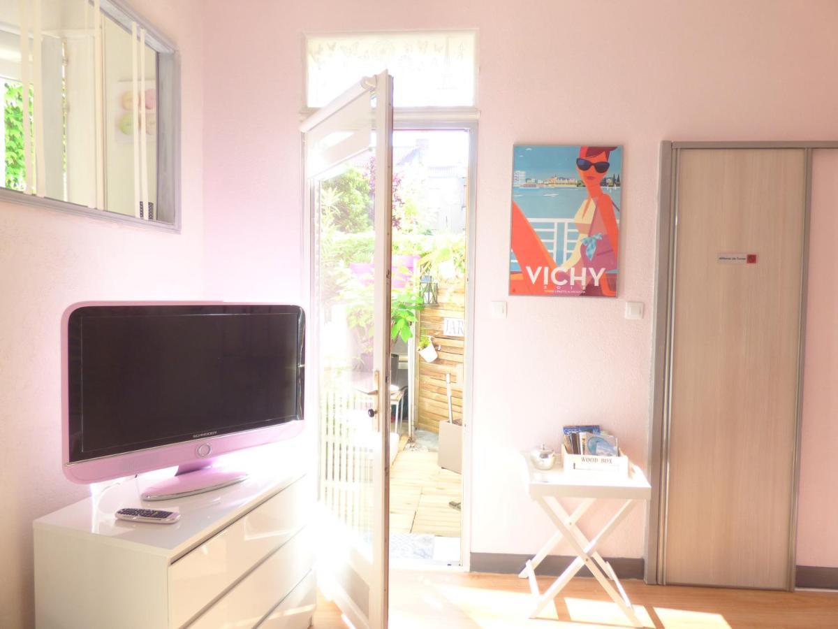 Les Cocons De Stephanie Apartment Vichy Exterior photo